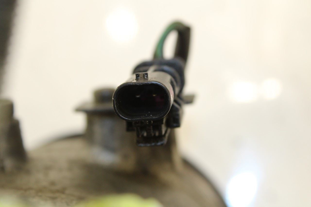 2017-2023 GMC Acadia SLT-1 3.6L AC Air Conditioner Compressor 84303913 OEM - Alshned Auto Parts