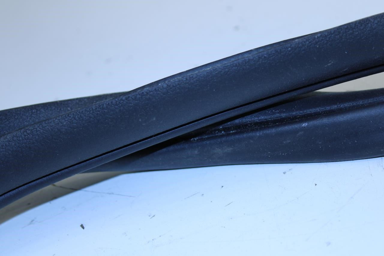 2019-23 Hyundai Santa Fe Limited Rear Left Door Weatherstrip On Body 83110-S2000 - Alshned Auto Parts