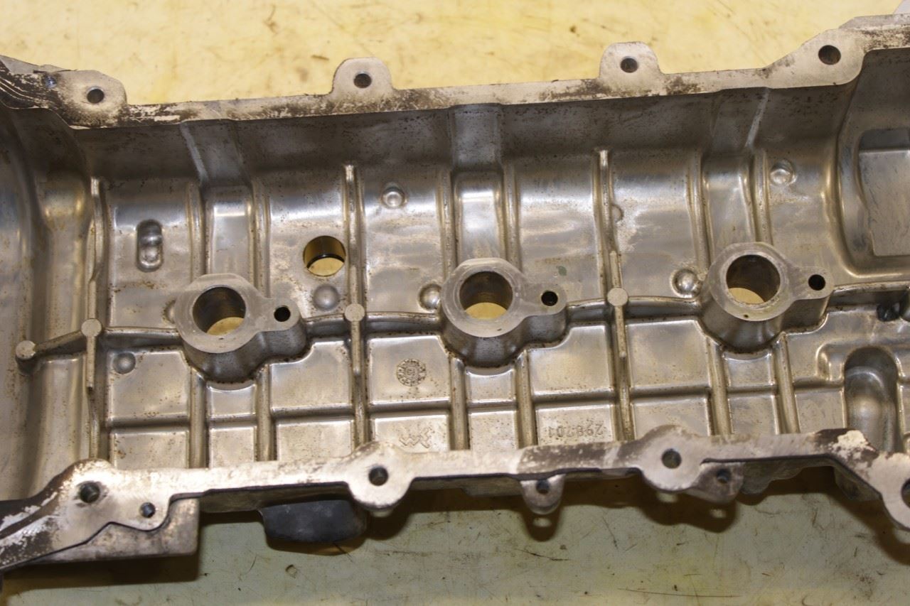 2014-21 Maserati Ghibli S Q4 3.0L Right Engine Cylinder Head Valve Cover 298701 - Alshned Auto Parts