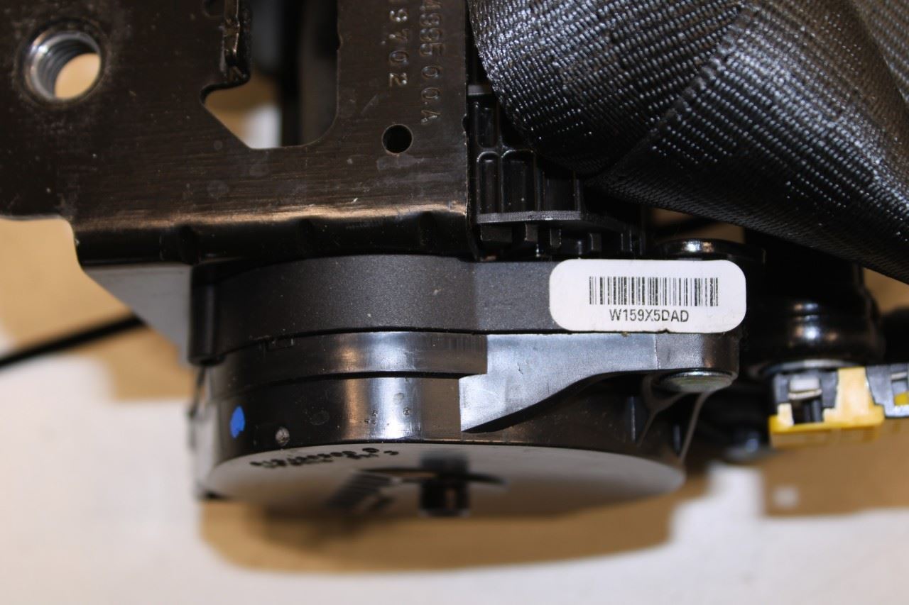 2020-25 Ford Escape SEL 2.0L AWD Front Passenger Right Side Seat Belt Retractor - Alshned Auto Parts