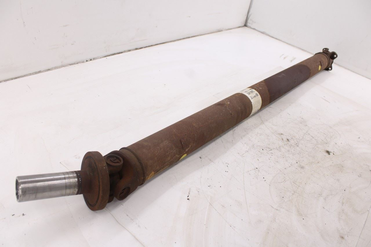 2018-2026 Ford Expedition Max XLT 4WD Rear Drive Shaft Propeller 131.5 WB5