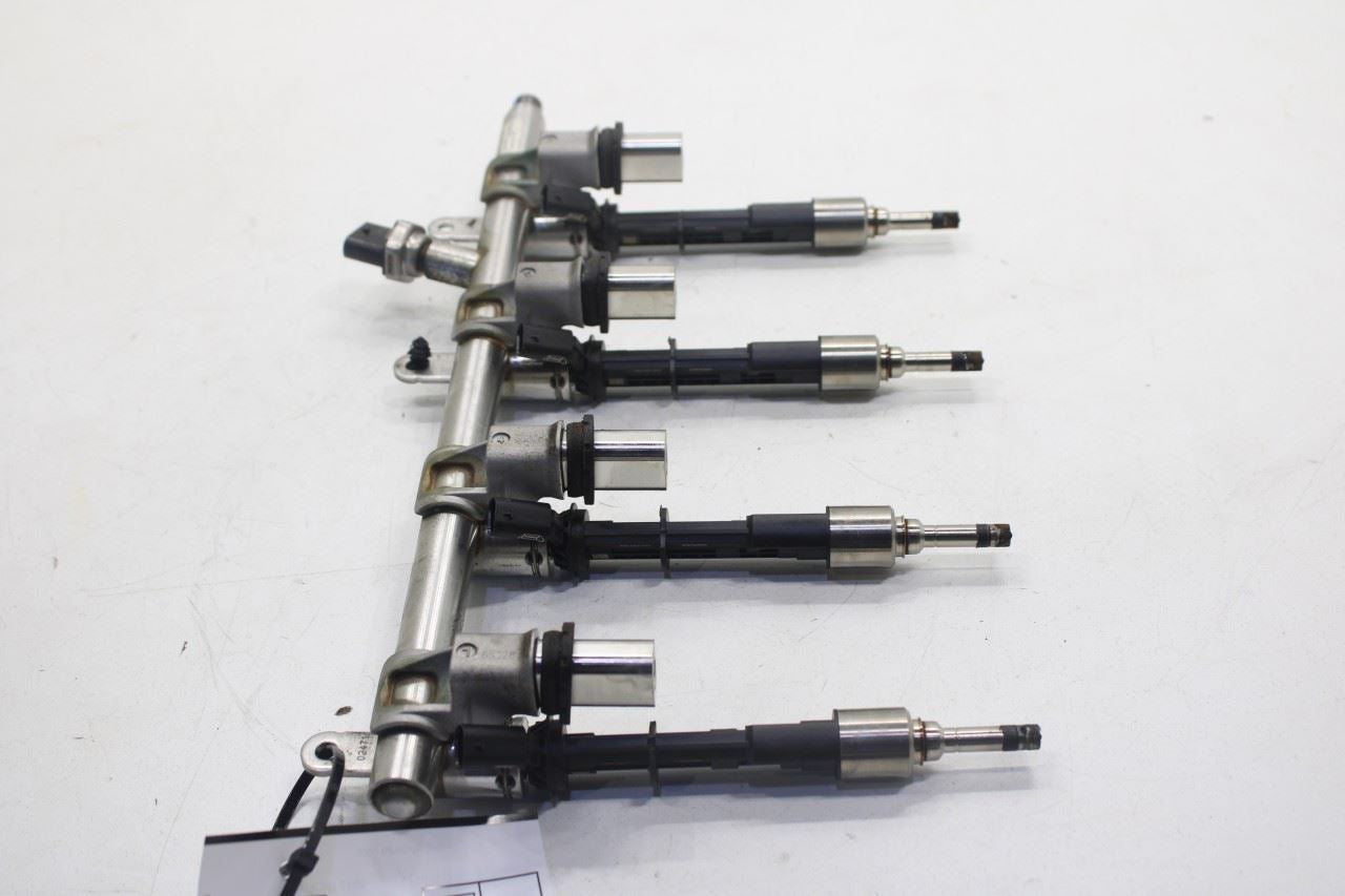 2017-2020 Alfa Romeo Giulia Ti 2.0L AWD Fuel Rail with Injectors 04893628AC OEM - Alshned Auto Parts