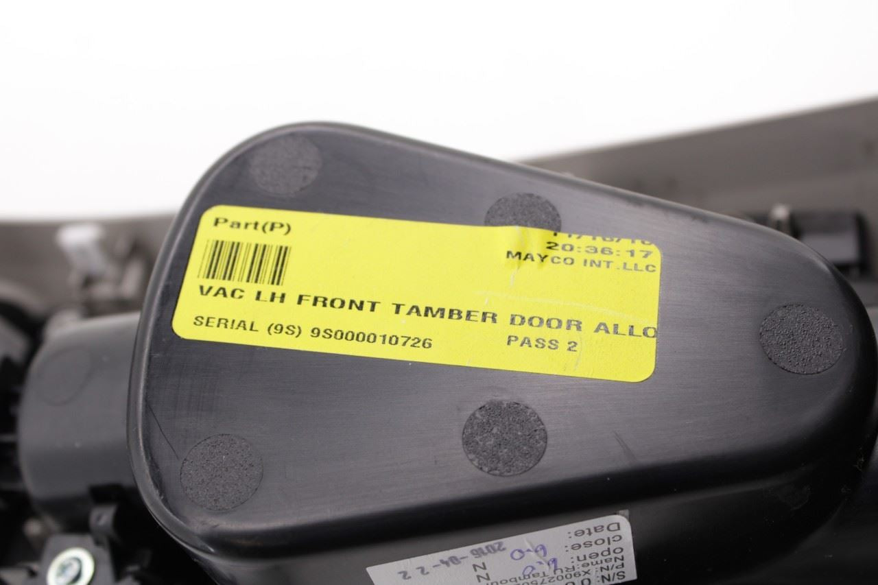 2017-20 Chrysler Pacifica Rear Left Quarter Panel Built-In Vacuum Cleaner Switch - Alshned Auto Parts