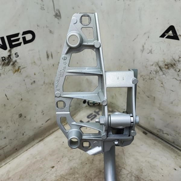 15-20 Mercedes-Benz C300 RR Trunk Lid Right & Left Hinges Set 2057500328 OEM - Alshned Auto Parts