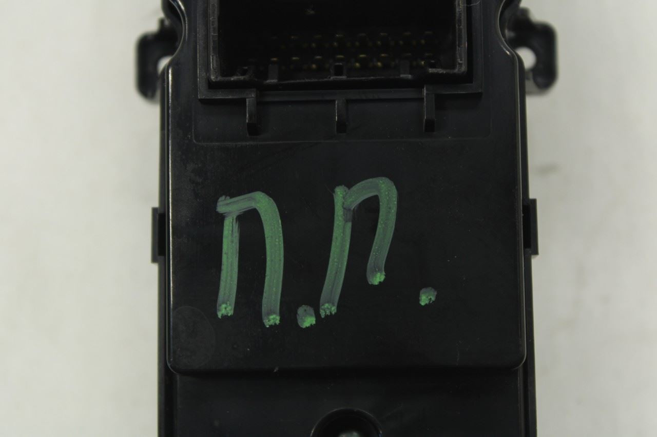 2019-2020 KIA Sorento LX Front Right Power Window Switch 93575-C6120KHI OEM - Alshned Auto Parts