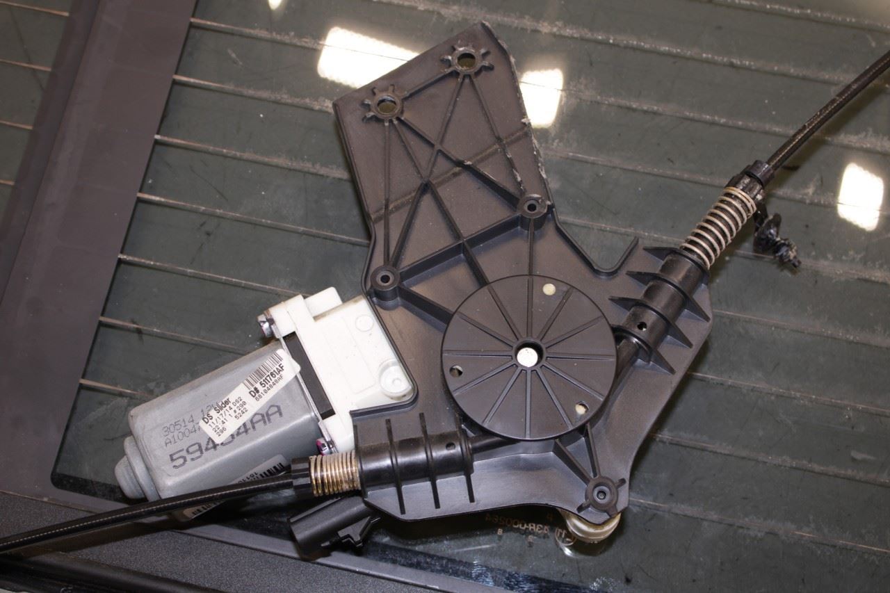 2013-2018 Ram 1500 Crew Cab Big Horn Rear Window Power Sliding Backlite Glass - Alshned Auto Parts