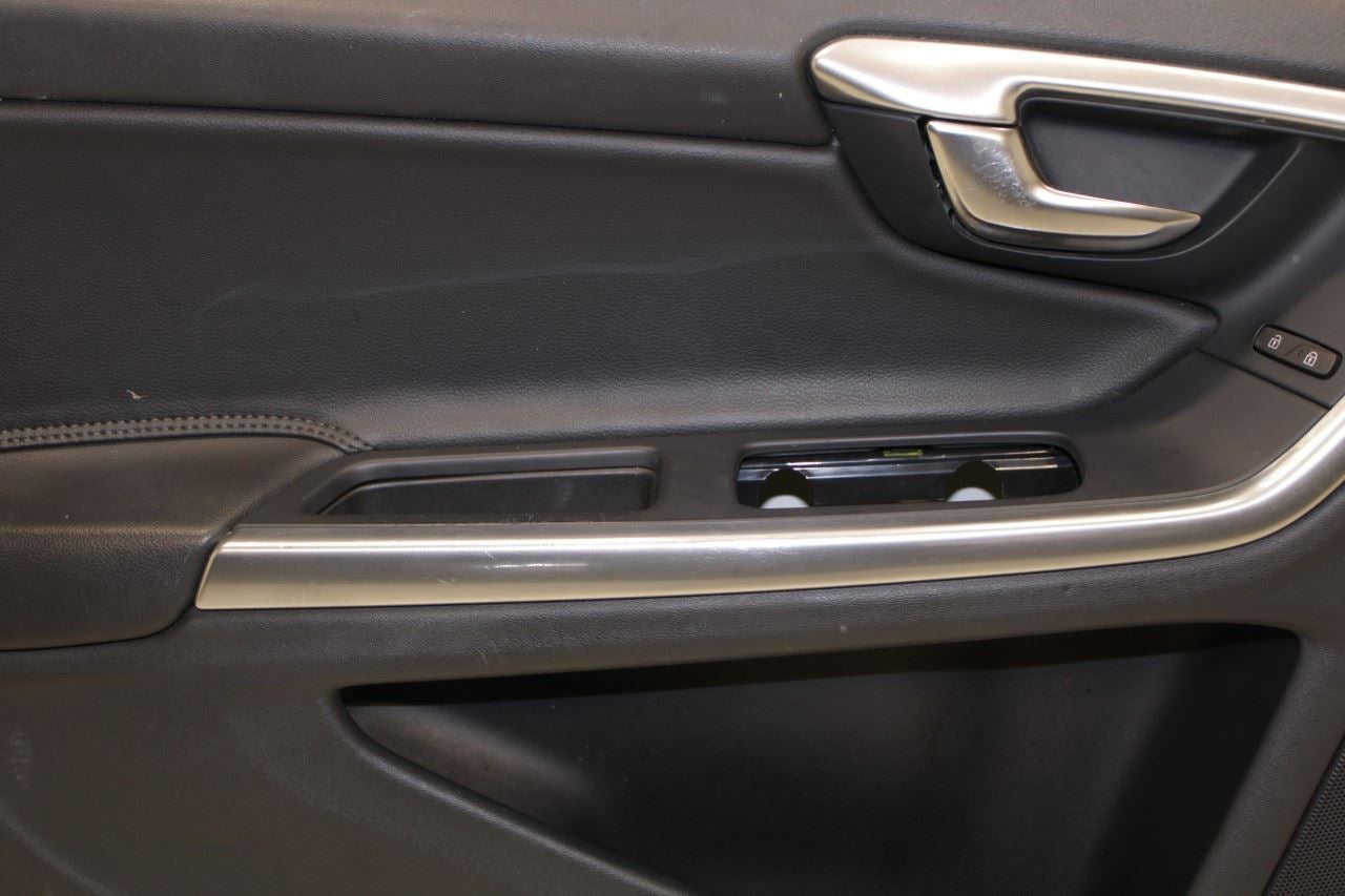 2014-2018 Volvo S60 T5 Premier Front Left Side Door Trim Panel 31366168 *ReaD* - Alshned Auto Parts