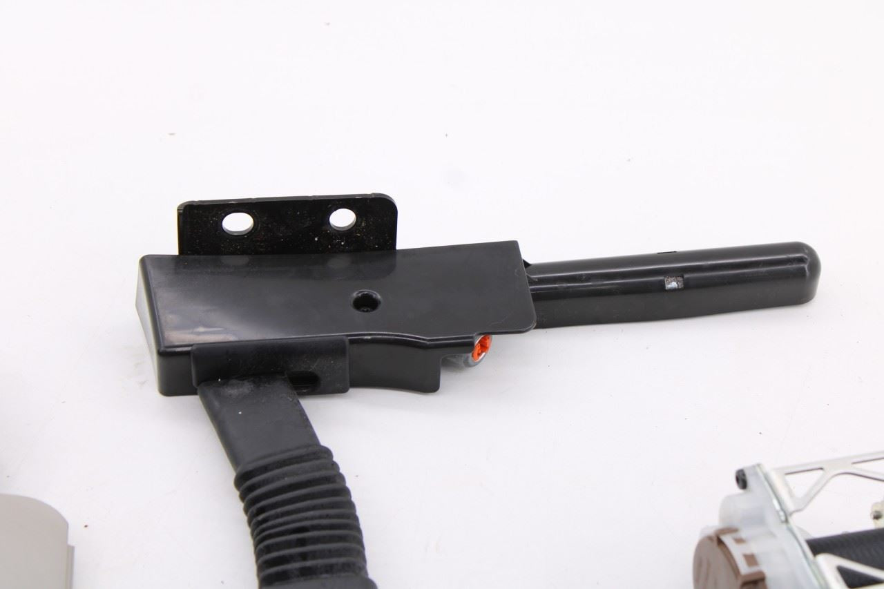 2014-20 Infiniti QX60 Front Passenger Right Side Seat Belt Retractor 86884-9NB3B - Alshned Auto Parts