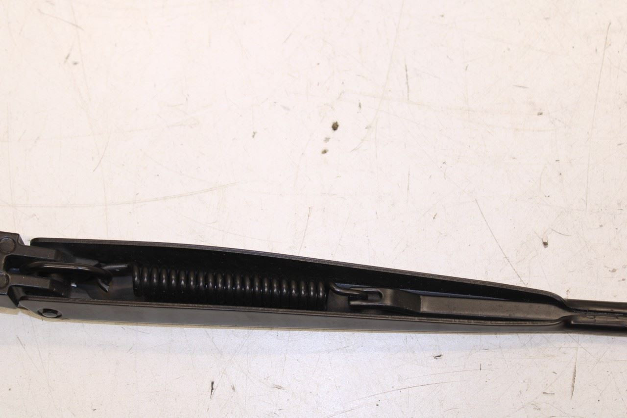 2020-2025 Ford Escape SEL Front Left Driver and Right Side Windshield Wiper Arm - Alshned Auto Parts