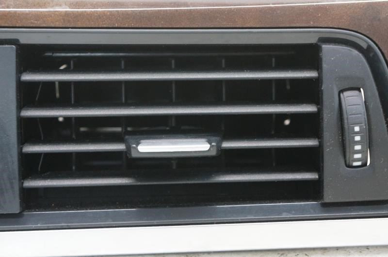 2012-2015 BMW 328i Center Dash Air Vents with Trim Bezel 9218552 OEM - Alshned Auto Parts
