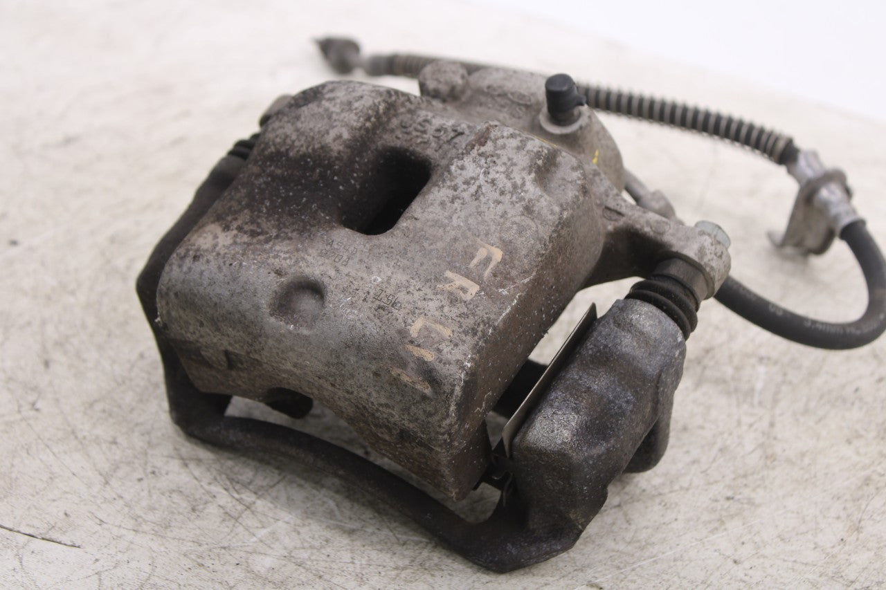 2019-2021 Hyundai Veloster Front Right and Left Driver Side Disc Brake Caliper4