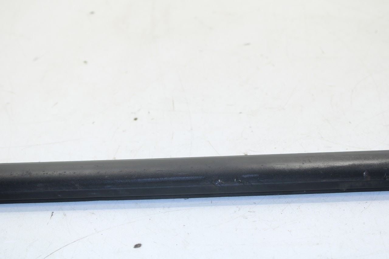08-14 Dodge Challenger Front Right Door Belt Weatherstrip Pair 55399122AF *ReaD* - Alshned Auto Parts