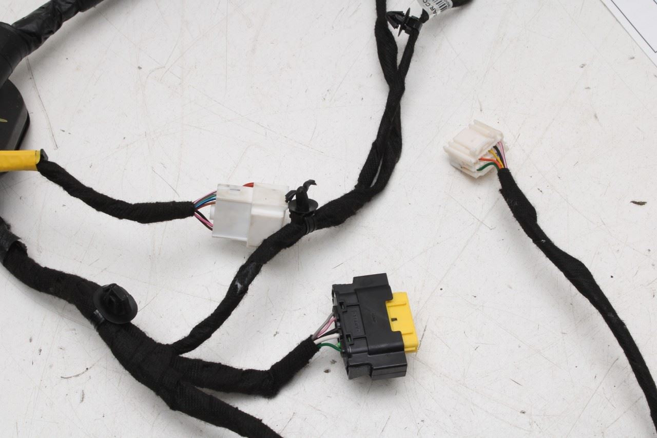 2023 Kia Sportage Hybrid EX Front Right Side Door Wire Harness 91610-P1250 OEM - Alshned Auto Parts