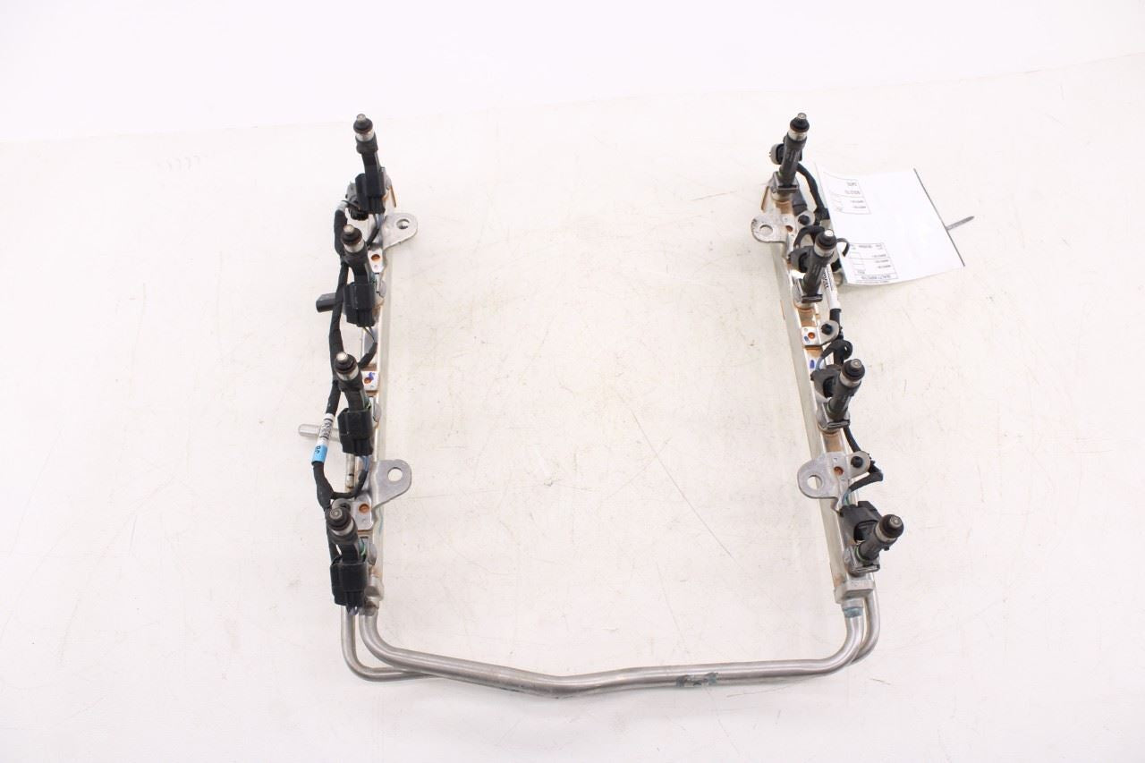 21-26 Ford F150 XLT Supercrew 5.0L Manifold Fuel Supply Port Rail with Injectors3