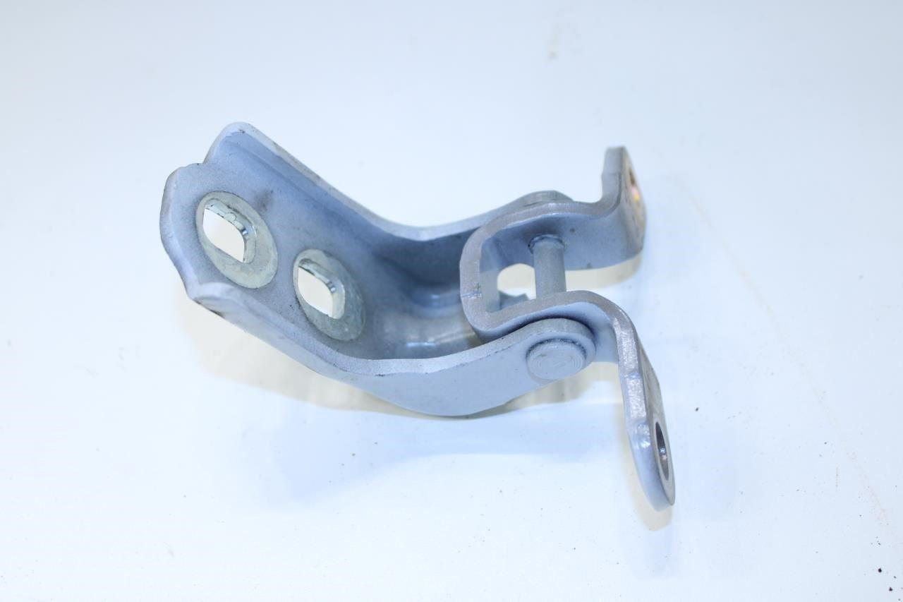 2017-2023 GMC Acadia SLT-1 Front LH Door Hinge Upper and Lower Pair 13583618 OEM - Alshned Auto Parts