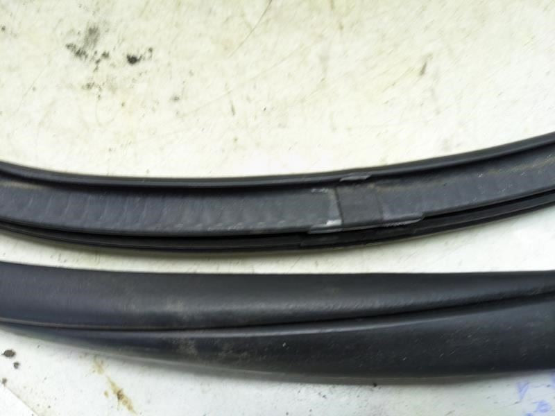 2011-2021 Jeep Grand Cherokee FR RH Door Body Weatherstrip Seal 55399256AE OEM - Alshned Auto Parts