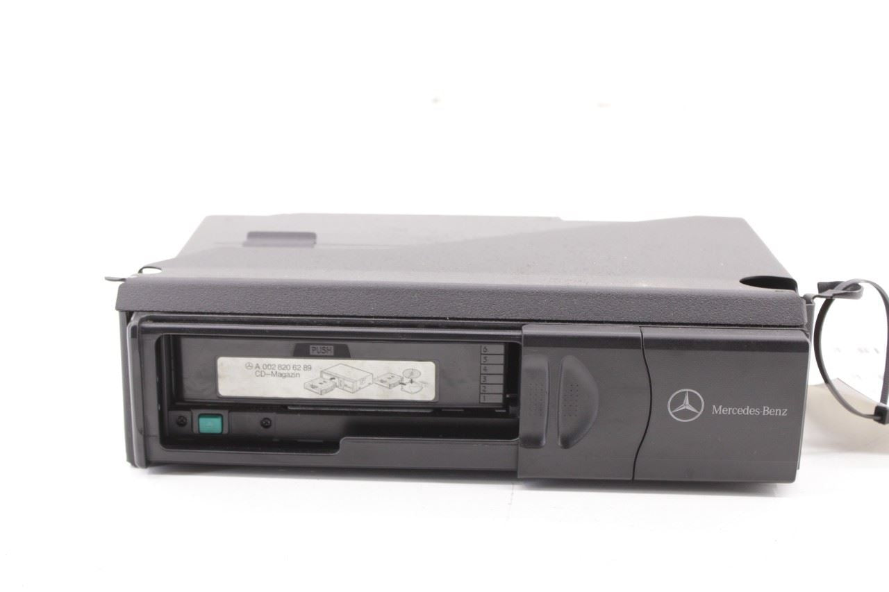 2006-2009 Mercedes-Benz CLK 350 CD Changer 2038703389 OEM - Alshned Auto Parts