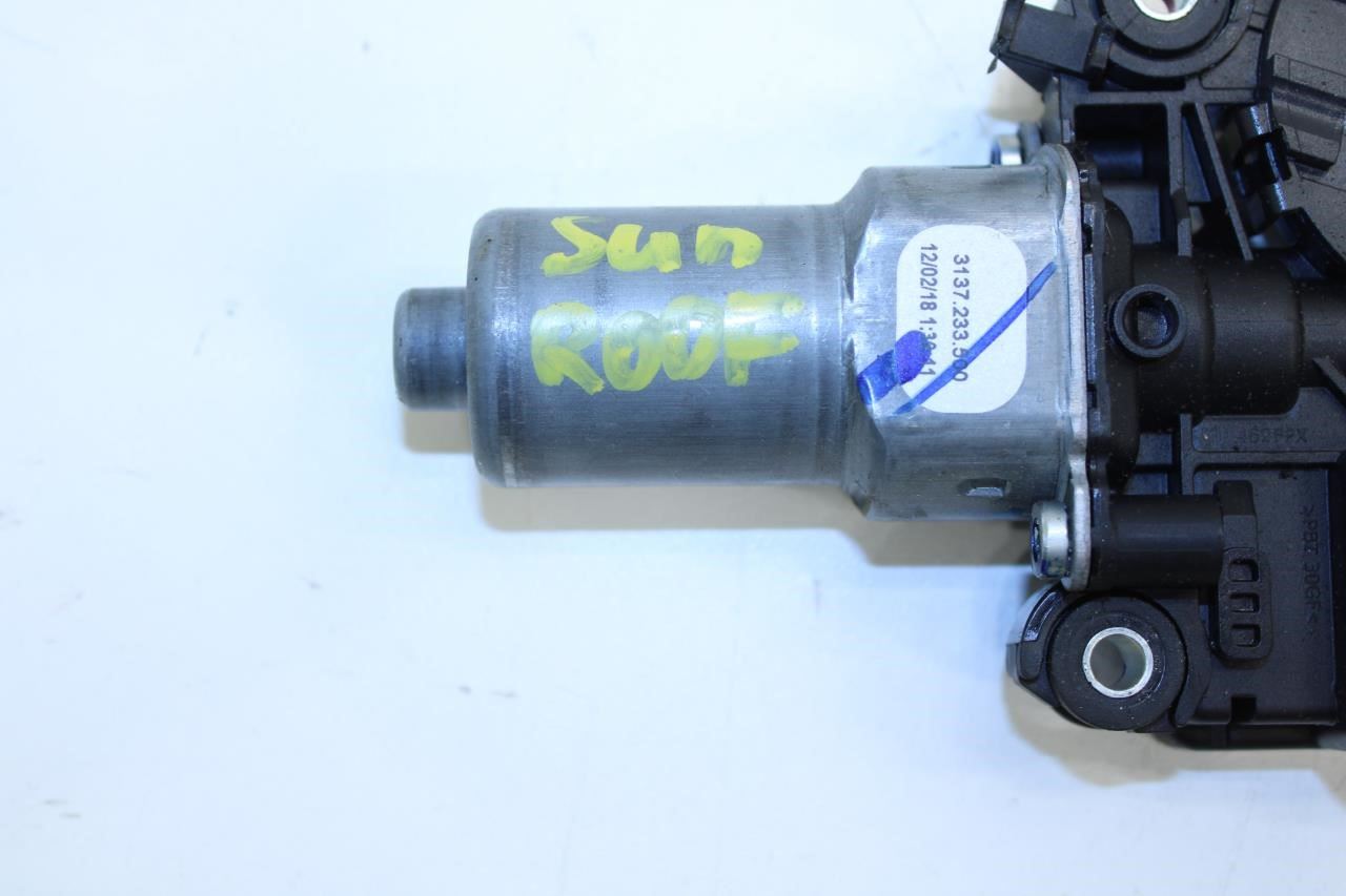 2018-2022 Honda Accord Roof Sunroof Power Motor 70450-TVA-A01 OEM - Alshned Auto Parts