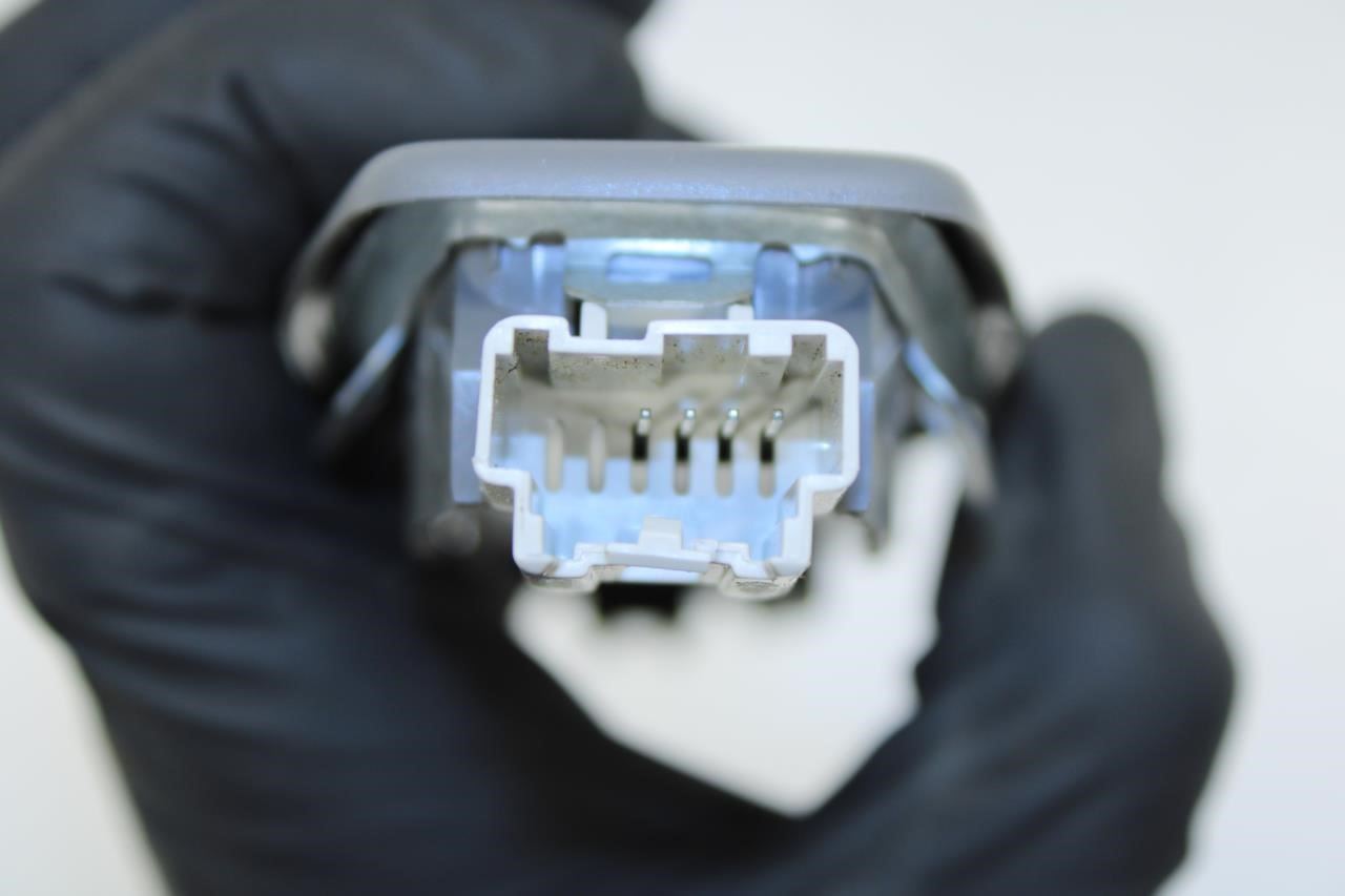 2015-2020 Ford F150 XL Rear Roof Overhead Dome Light Lamp FL3Z13776CA OEM - Alshned Auto Parts