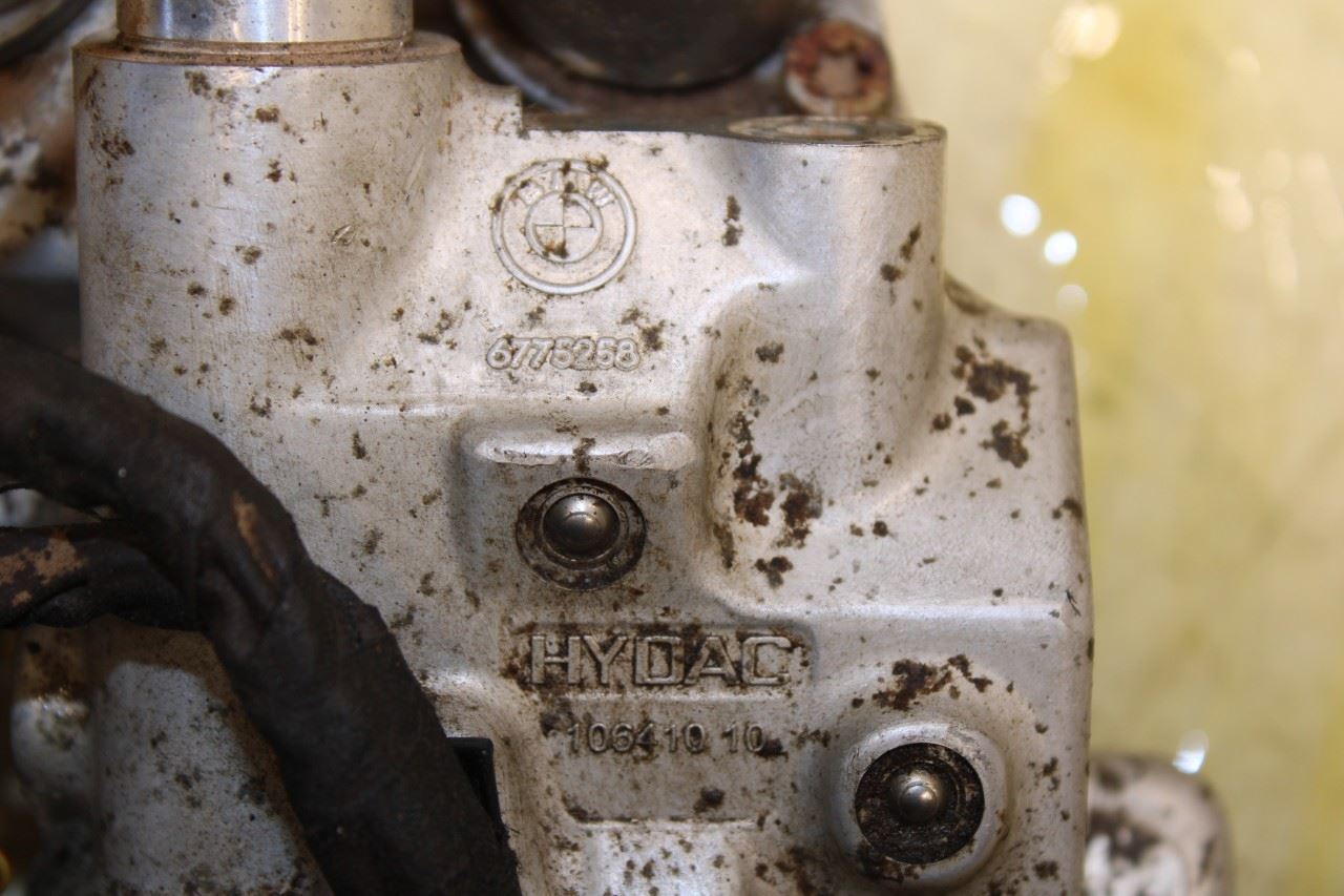 10-15 BMW 750Li xDrive 4.4L AWD Dynamic Drive Hydraulic Valve Block 37146775258 - Alshned Auto Parts