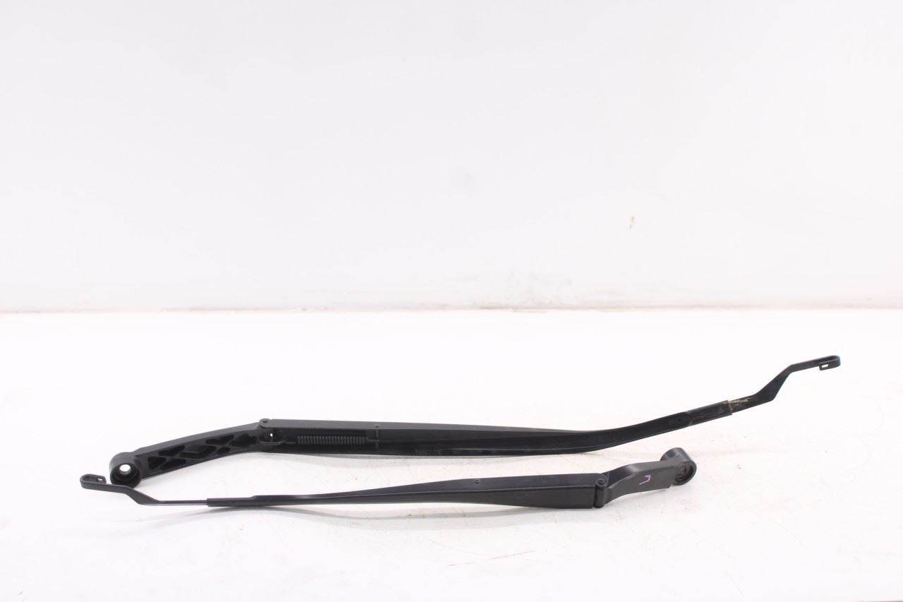 2020-2026 Toyota Corolla LE Front Right and Left Windshield Wiper Arm 85211023908