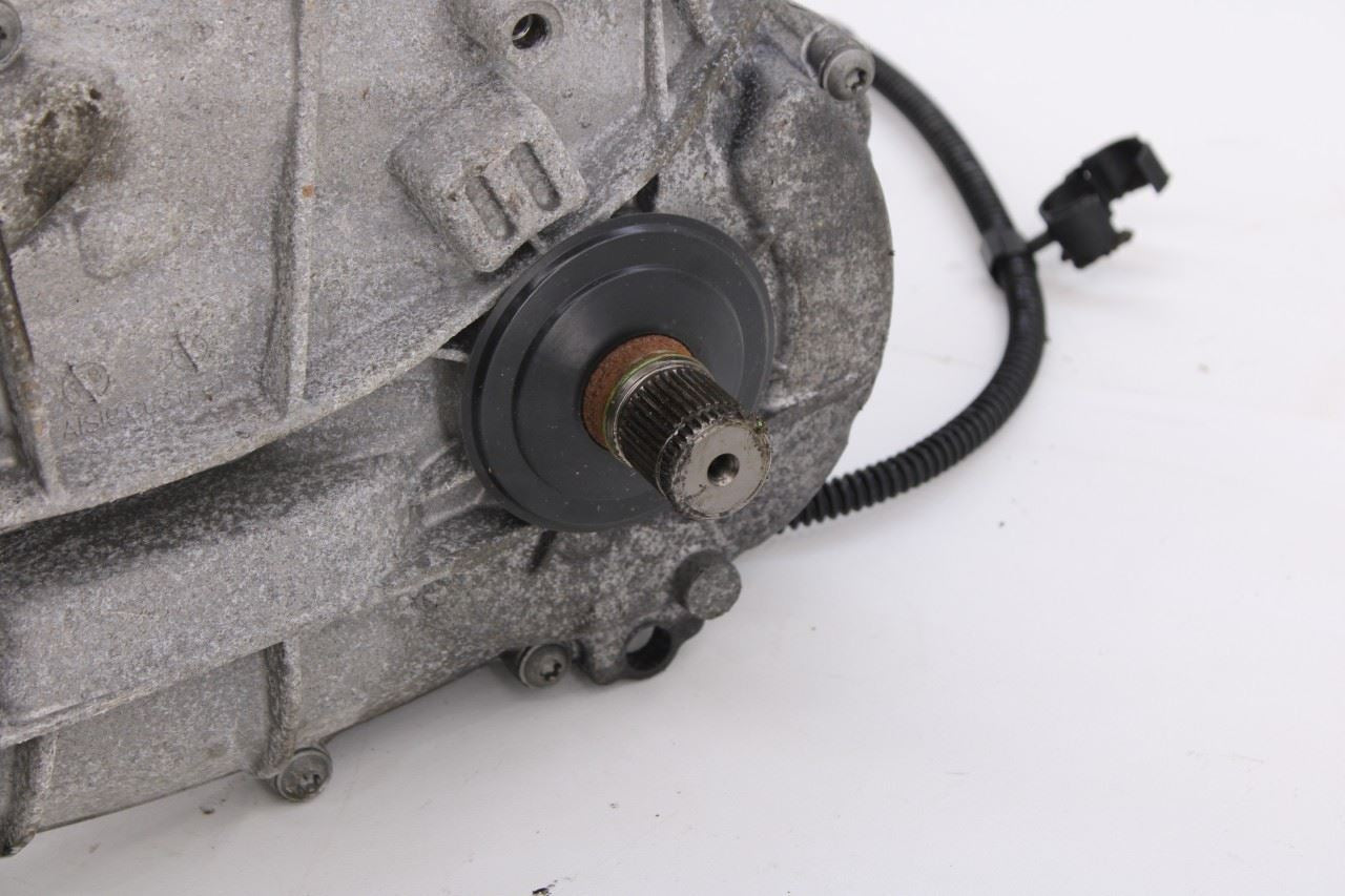 2011-2018 Porsche Cayenne S 4.8L AWD Transfer Case 95834101010 OEM8