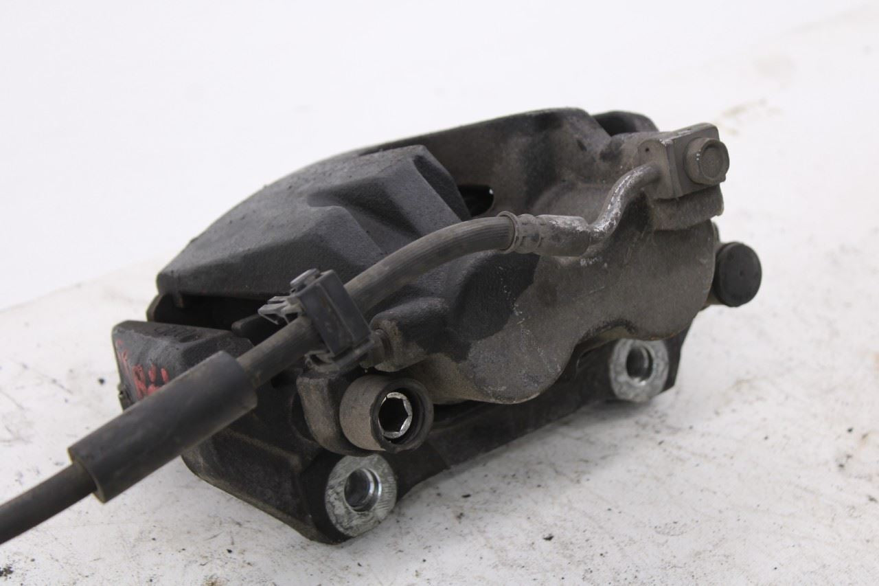 2011-25 Dodge Durango SXT 3.6L AWD Front Passenger Right Side Brake Disc Caliper8