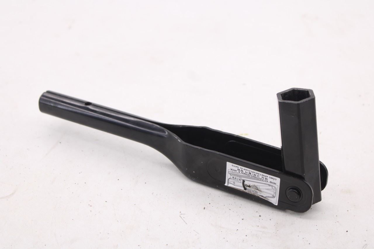 21-26 Hyundai Santa Fe SEL 2.5L Lift Jack w/ Wheel Lug Wrench and Foam Container - Alshned Auto Parts