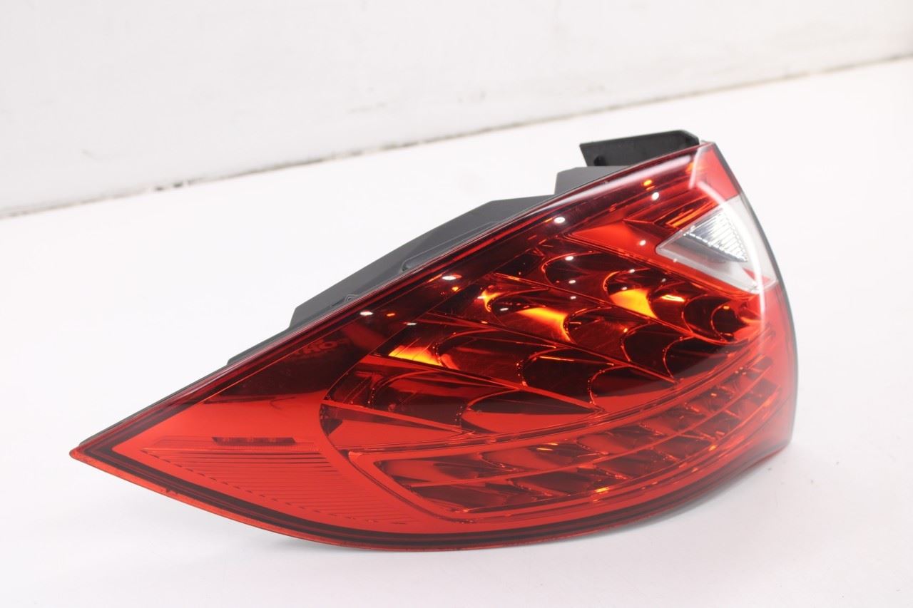 2011-2015 Porsche Cayenne S Rear Left Driver Side Tail Light Lamp *ReaD*2