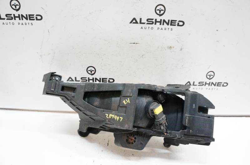 2011 Hyundai Sonata Right Passenger Front Fog Light 92202-3Q000 OEM - Alshned Auto Parts