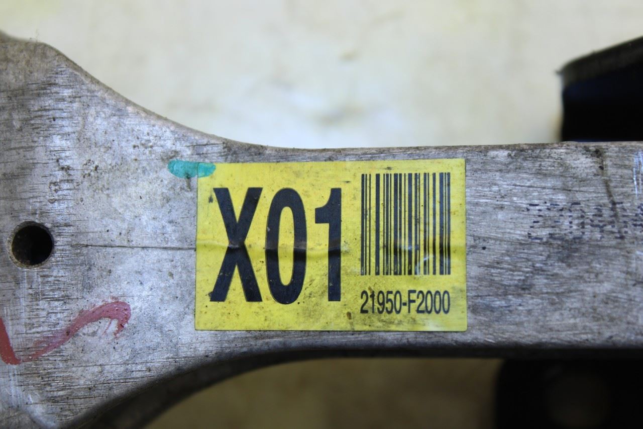 2021-2025 Hyundai Elantra SEL 2.0L FWD Engine Roll Rod Torque Arm Strut Bracket - Alshned Auto Parts