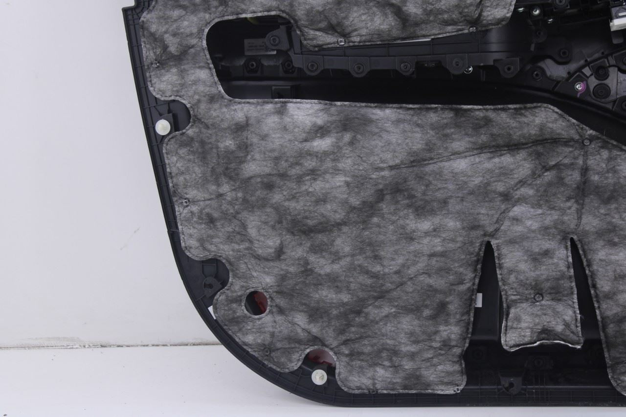 2020-22 Hyundai Palisade Limited AWD Front Right Door Trim Panel 82308-S8340-NBX12