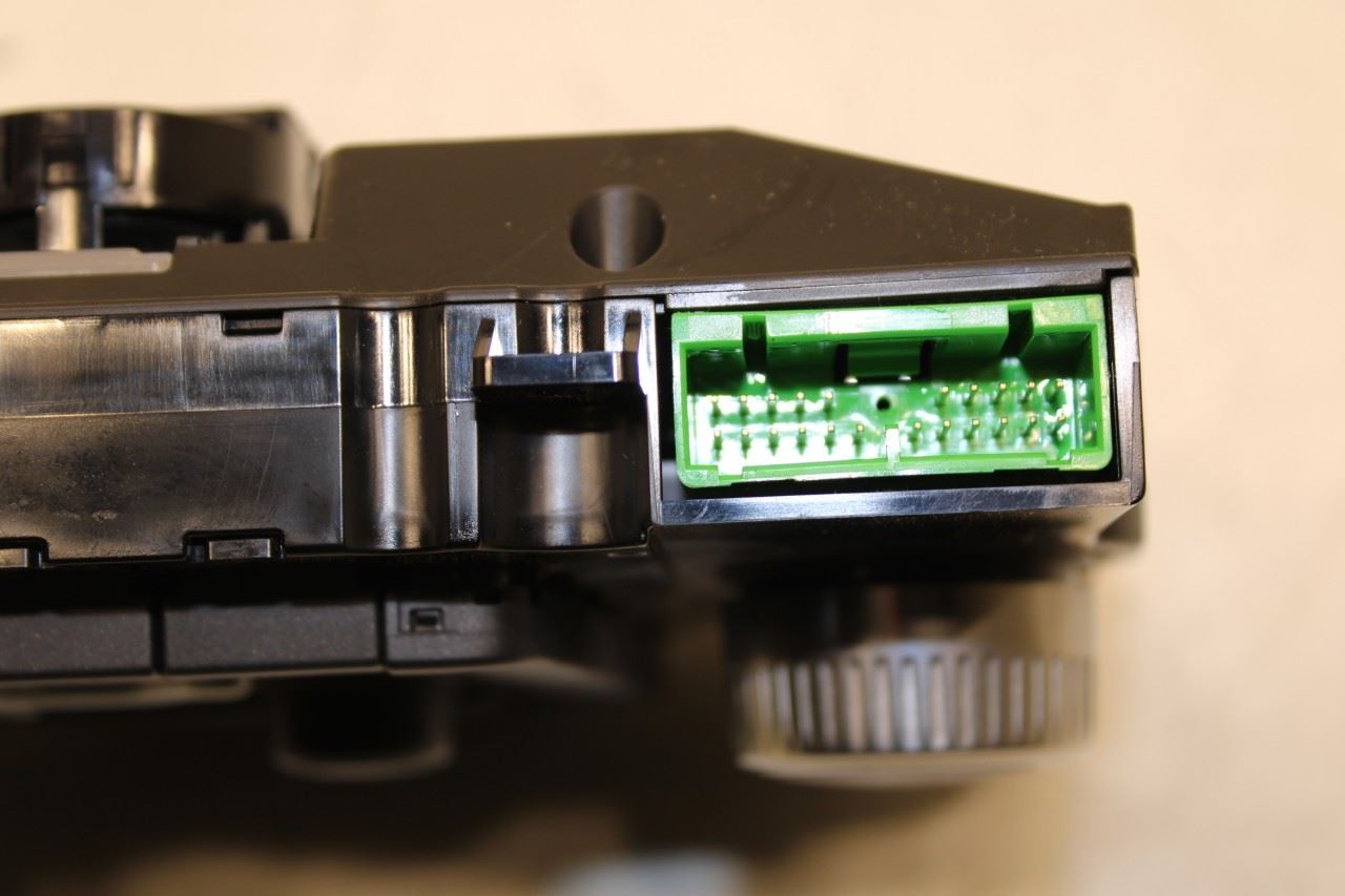 2014-18 Volvo S60 T5 Premier Radio Faceplate Heater Temperature Climate Control - Alshned Auto Parts