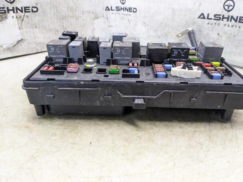 2013-14 Chevrolet Cruze Engine Front Compartment Junction Fuse Box 95942232 OEM - Alshned Auto Parts