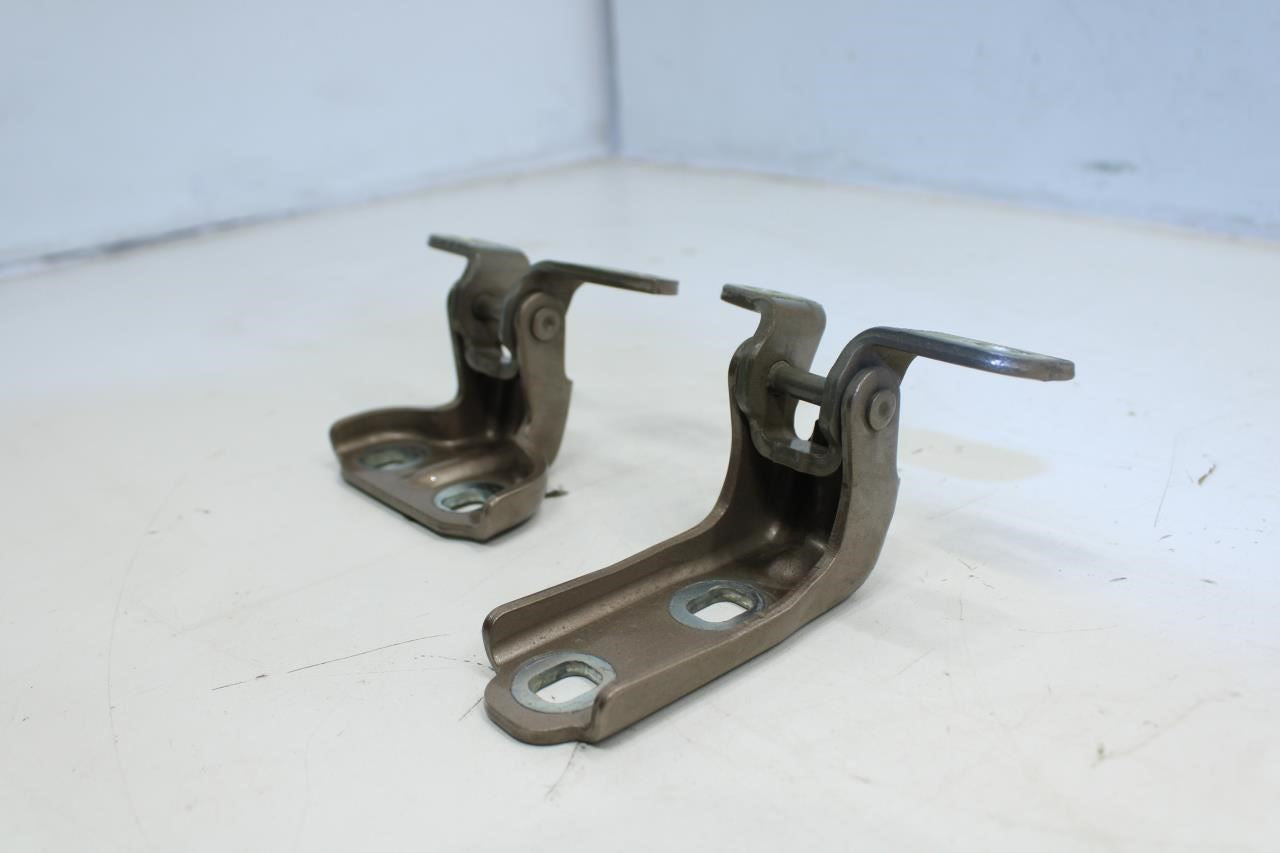 2017-20 Buick Encore Rear Right Side Door Hinge Upper and Lower Set 13501714 OEM - Alshned Auto Parts