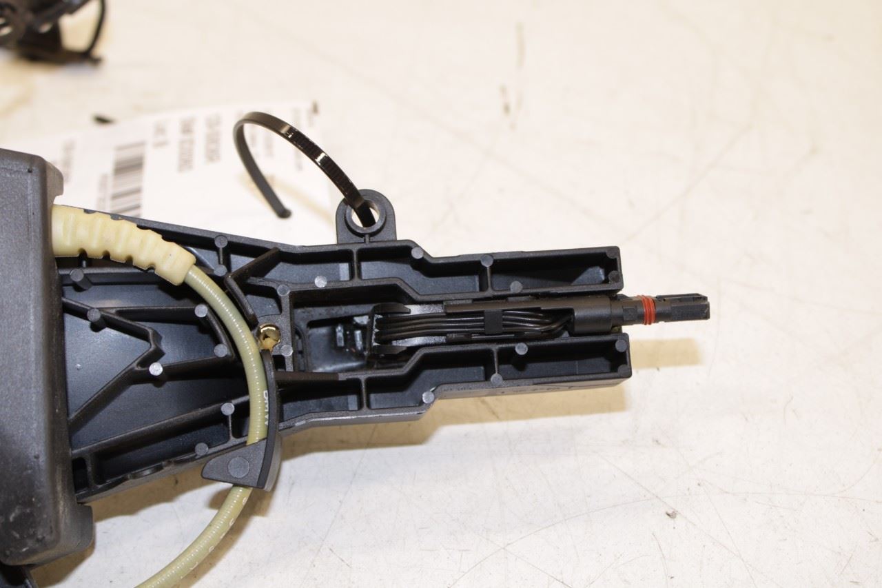 2011-2017 BMW X3 xDrive28i 2.0L AWD Front Door Passenger Right Exterior Handle - Alshned Auto Parts