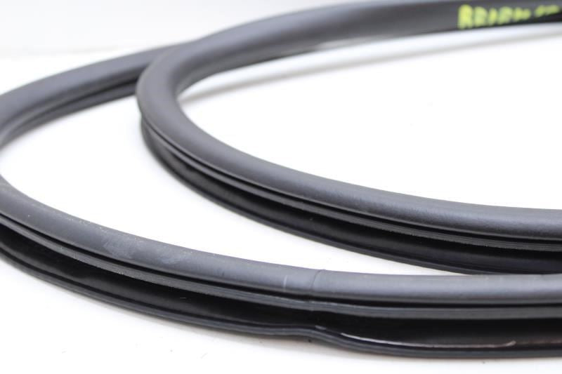 2019-2023 Jeep Cherokee Rear Right Door Weatherstrip On Body 05056309AA OEM - Alshned Auto Parts