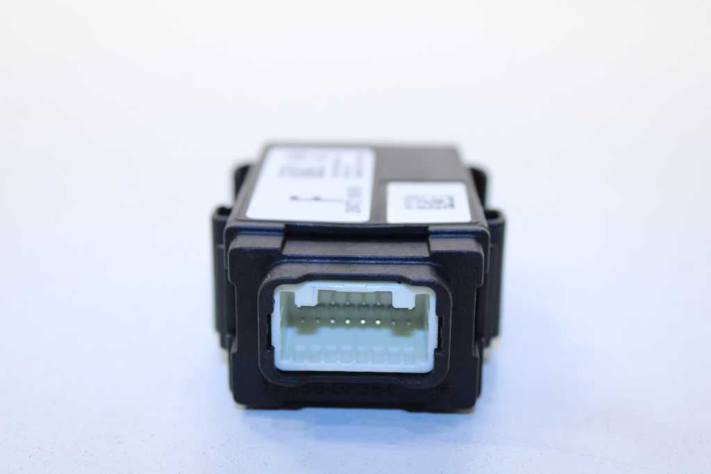 2018-2020 Nissan Pathfinder SV Theft Locking Can Gateway Module 284T2-9UF0A OEM - Alshned Auto Parts