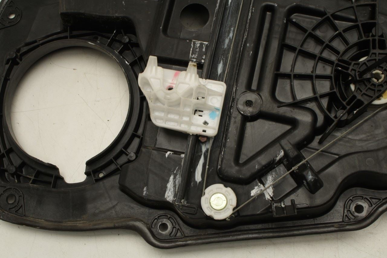 16-20 Kia Optima LX Front Left Door Window Regulator w/ Carrier Plate 82471D5000 - Alshned Auto Parts