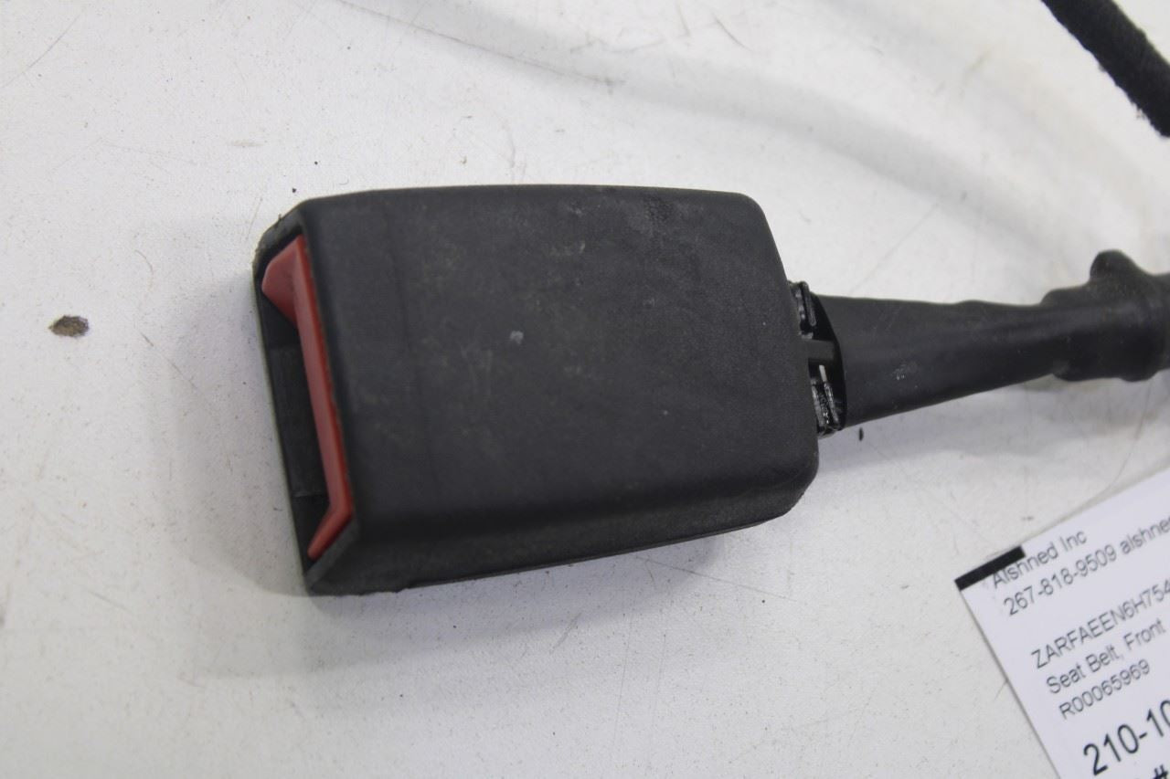 17-20 Alfa Romeo Giulia Ti AWD 2.0L Front Passenger Right Side Seat Belt Buckle - Alshned Auto Parts