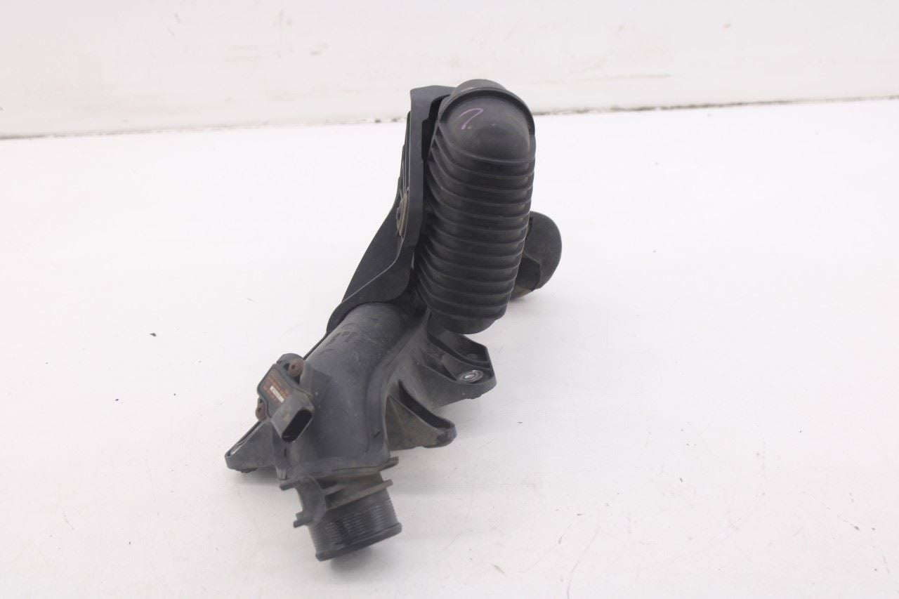 2011-17 Audi Q5 Premium 2.0L Intercooler Boost Pressure Hose w/ Silencer Damper7