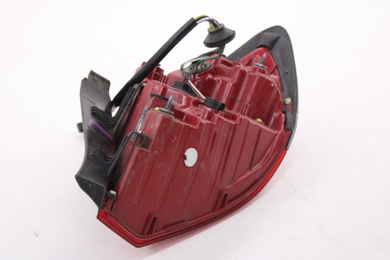 2017-2019 Buick Lacrosse Premium Rear Left Driver Side Tail Light Lamp 262530876