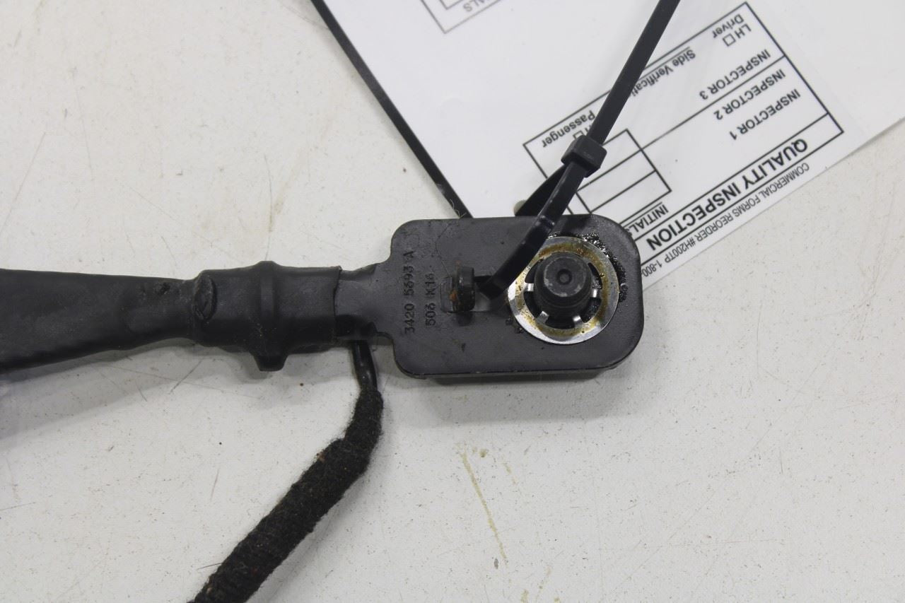 17-20 Alfa Romeo Giulia Ti AWD 2.0L Front Passenger Right Side Seat Belt Buckle - Alshned Auto Parts