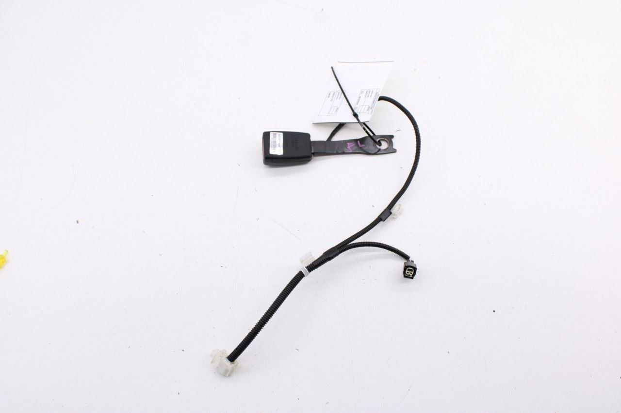 2015-2023 Toyota Tacoma Limited 3.5L 4WD Front Driver Left Side Seat Belt Buckle - Alshned Auto Parts