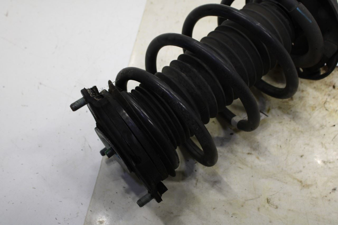 2015-20 Kia Sorento LX 3.3L FWD Front Passenger Right Side Shock Strut Absorber - Alshned Auto Parts