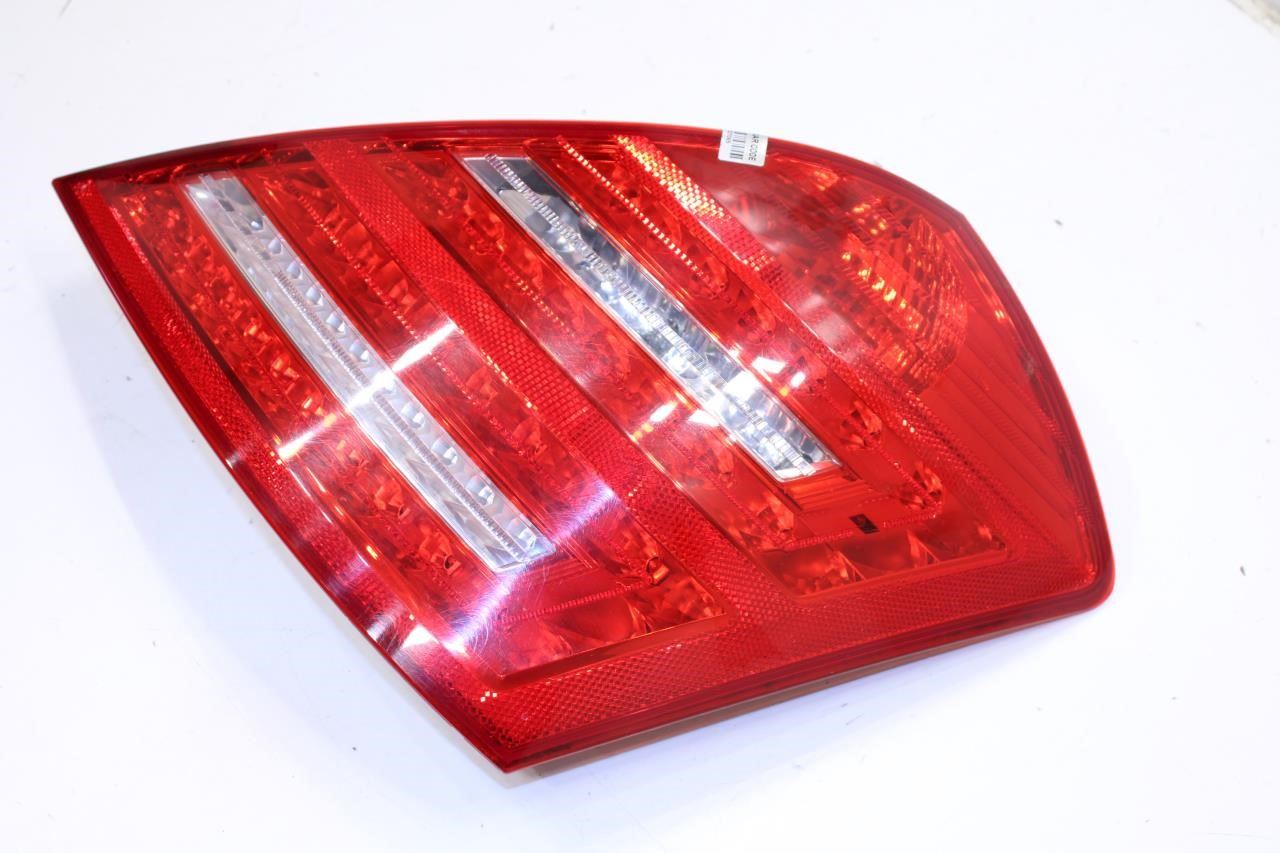 2007-2013 Mercedes-Benz S550 Rear Right Tail Light Lamp 221-820-14-64 OEM - Alshned Auto Parts