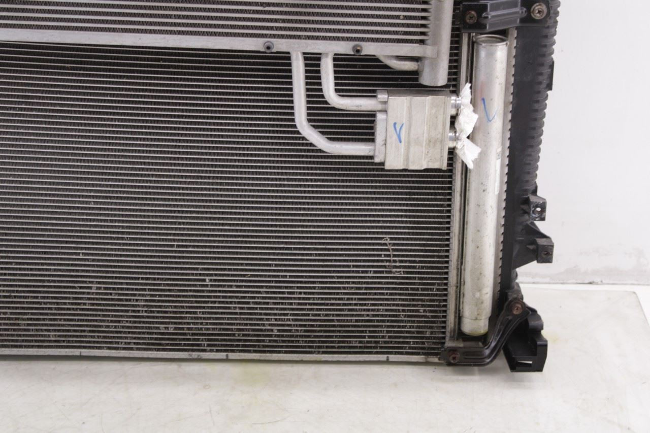 17-18 Jeep Cherokee Limited 3.2L Radiator w Dual Radiator Cooling Fan Motor Assy - Alshned Auto Parts