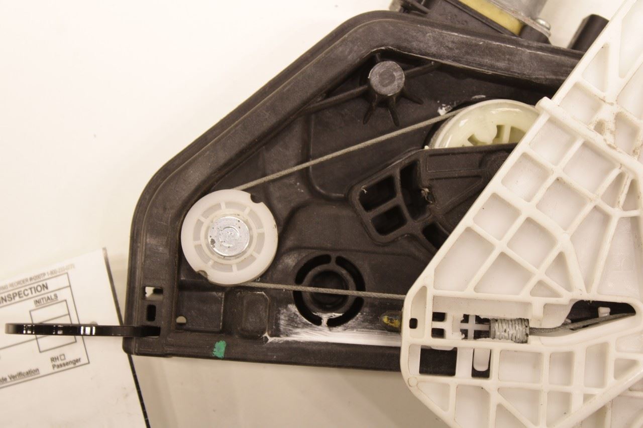 2011-2017 Hyundai Veloster Turbo Rear Right Side Door Window Regulator w/ Motor - Alshned Auto Parts