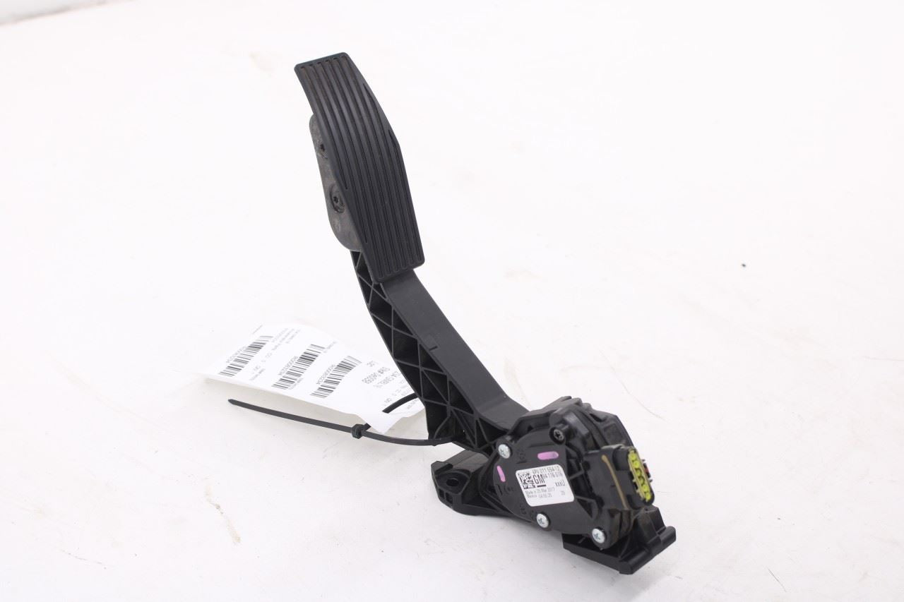2018-22 Chevrolet Equinox LT 1.5L Accelerator Throttle Gas Pedal Sensor 841760762