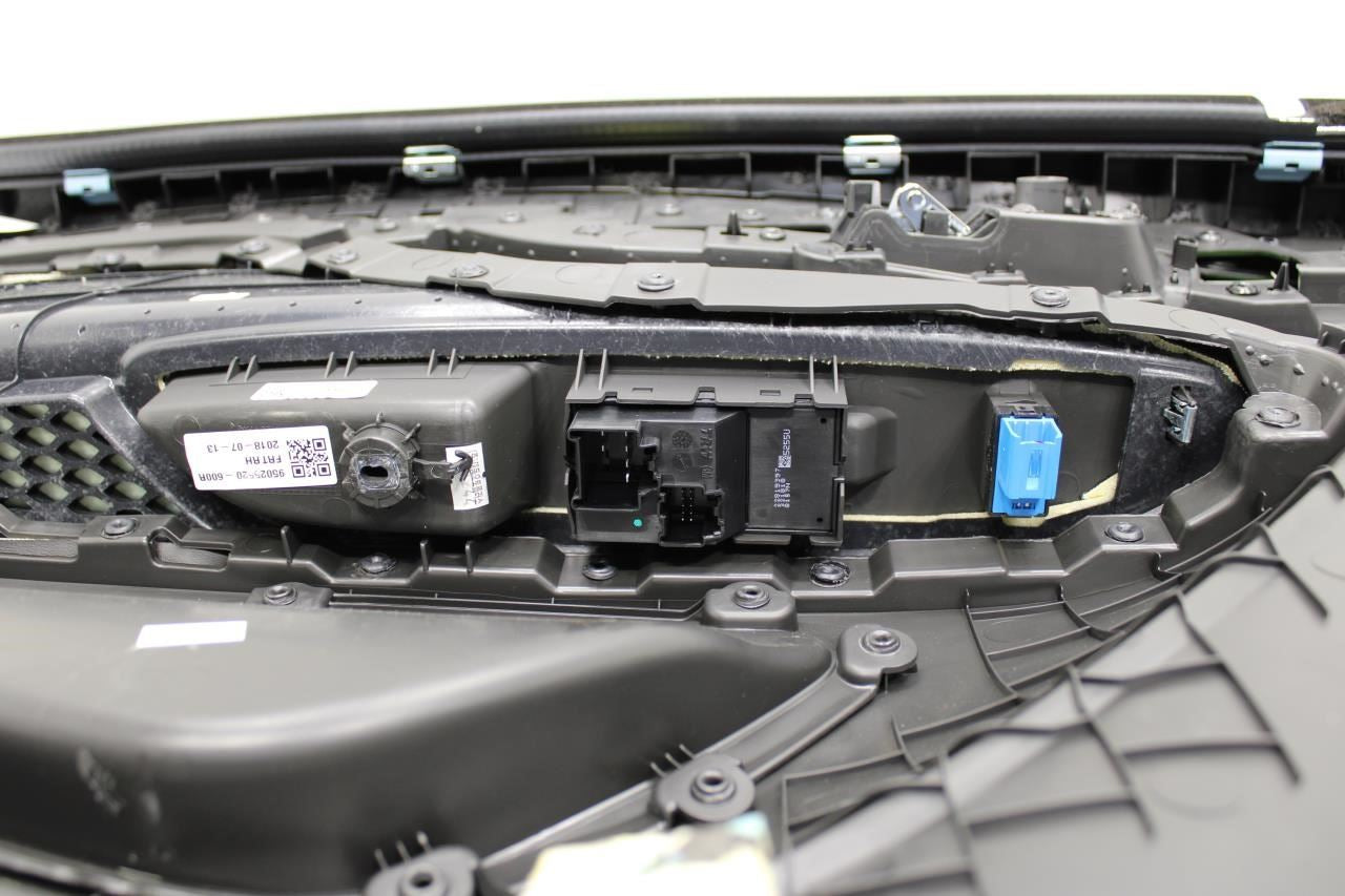 2017-2020 Buick Encore Front Right Passenger Door Trim Panel 42639517 OEM - Alshned Auto Parts